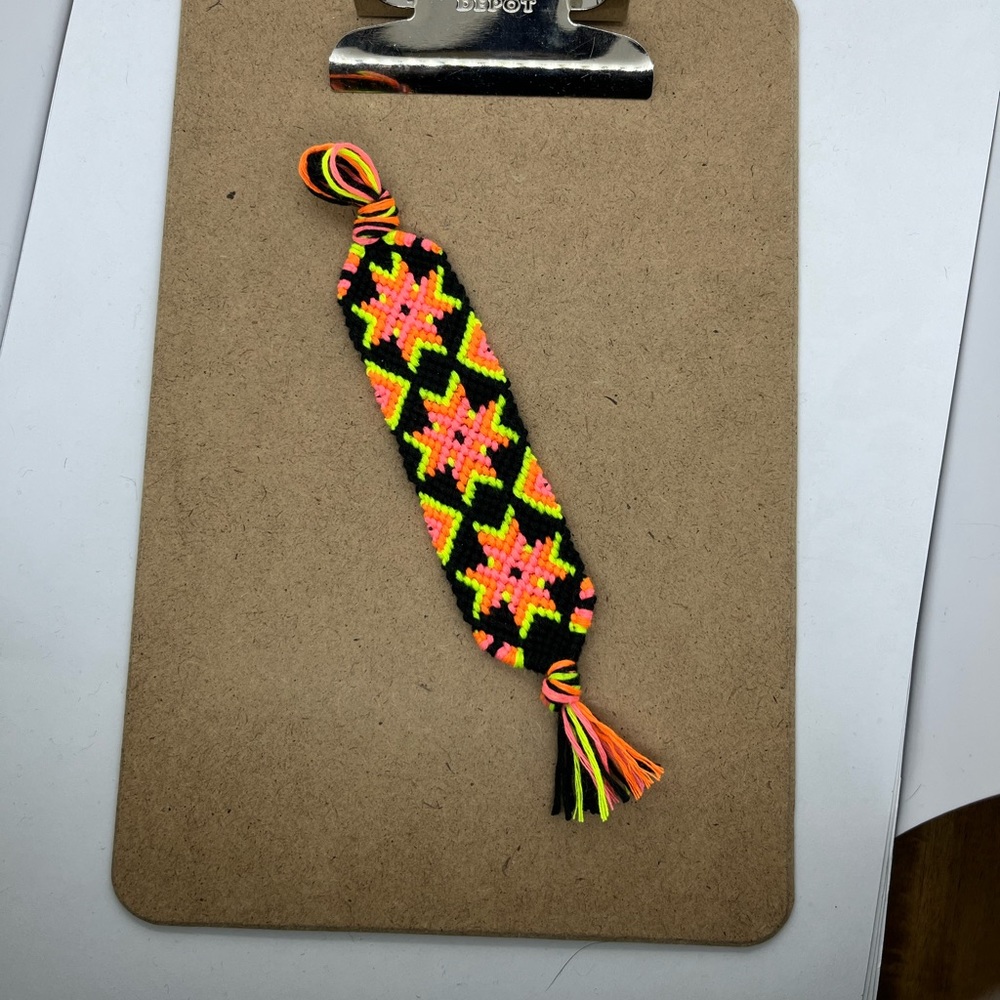 Handmade Woven Neon Keychain - Picture 4 of 5